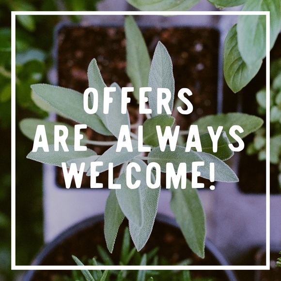 Welcome to me closet! - Picture 7 of 7